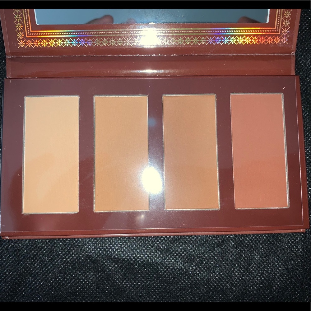 Ace Paradise - BRONZED IN PARADISE Palette